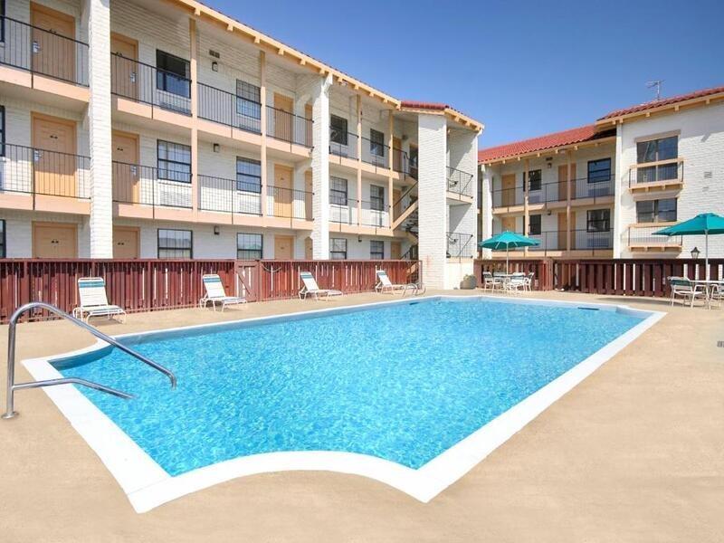 Econo Lodge Richmond-North Chesterfield Bagian luar foto