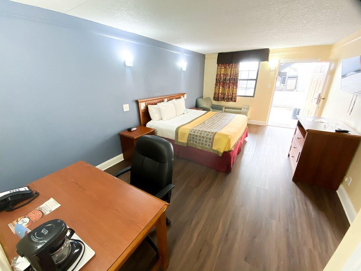 Econo Lodge Richmond-North Chesterfield Bagian luar foto
