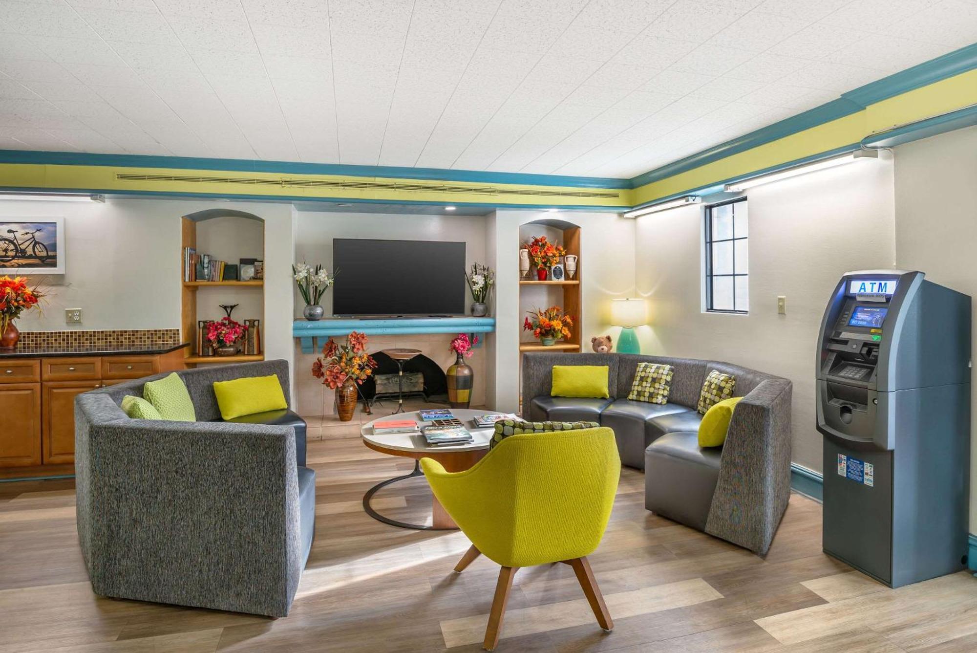 Econo Lodge Richmond-North Chesterfield Bagian luar foto