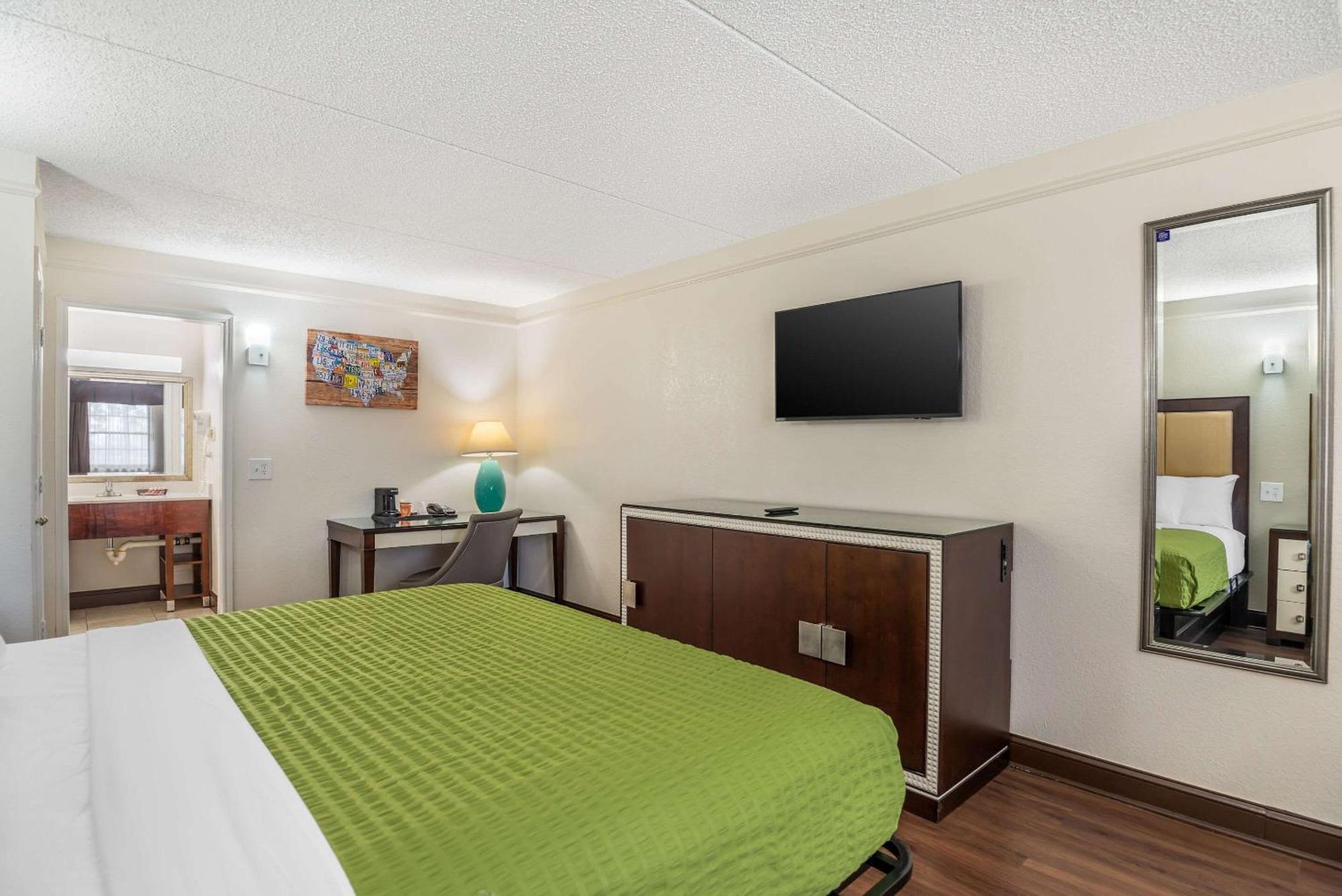 Econo Lodge Richmond-North Chesterfield Bagian luar foto