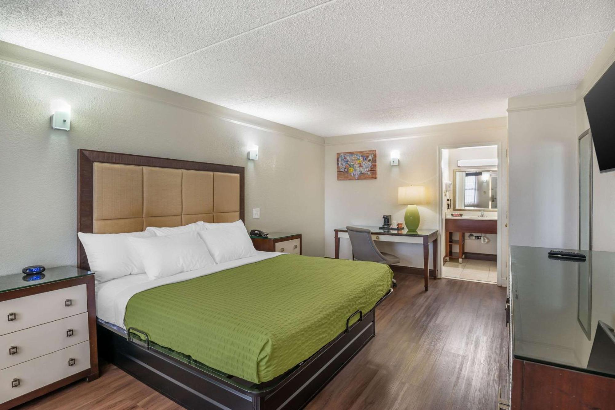 Econo Lodge Richmond-North Chesterfield Bagian luar foto